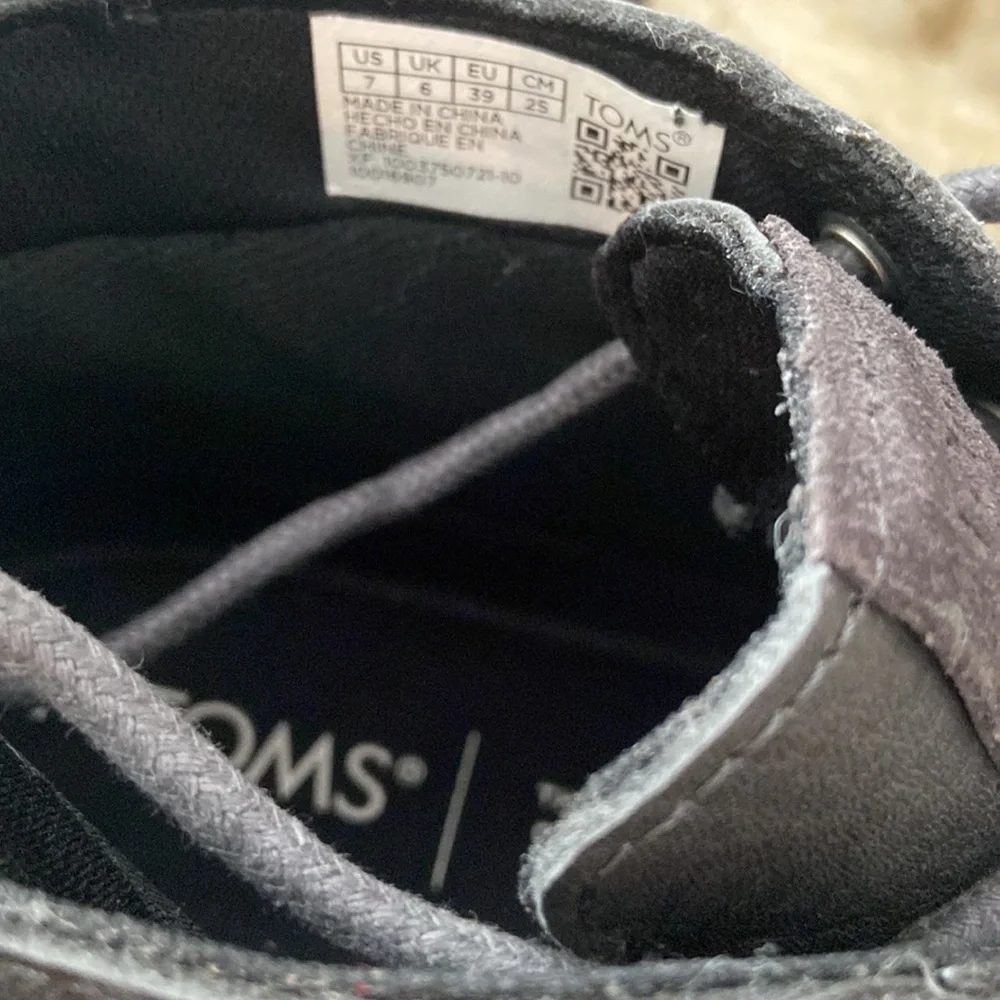 NWOT! Toms Leather Waterproof Navi Boots Charcoal Gray